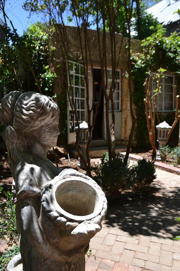 Hobbit Boutique Hotel บลูมฟอนเทน ภายนอก รูปภาพ